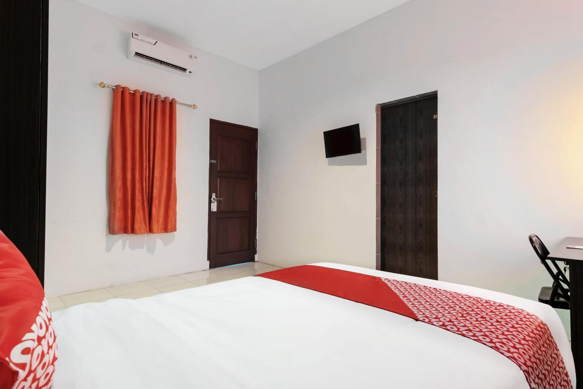 Oyo 622 Bakti Homestay Medan Exteriör bild