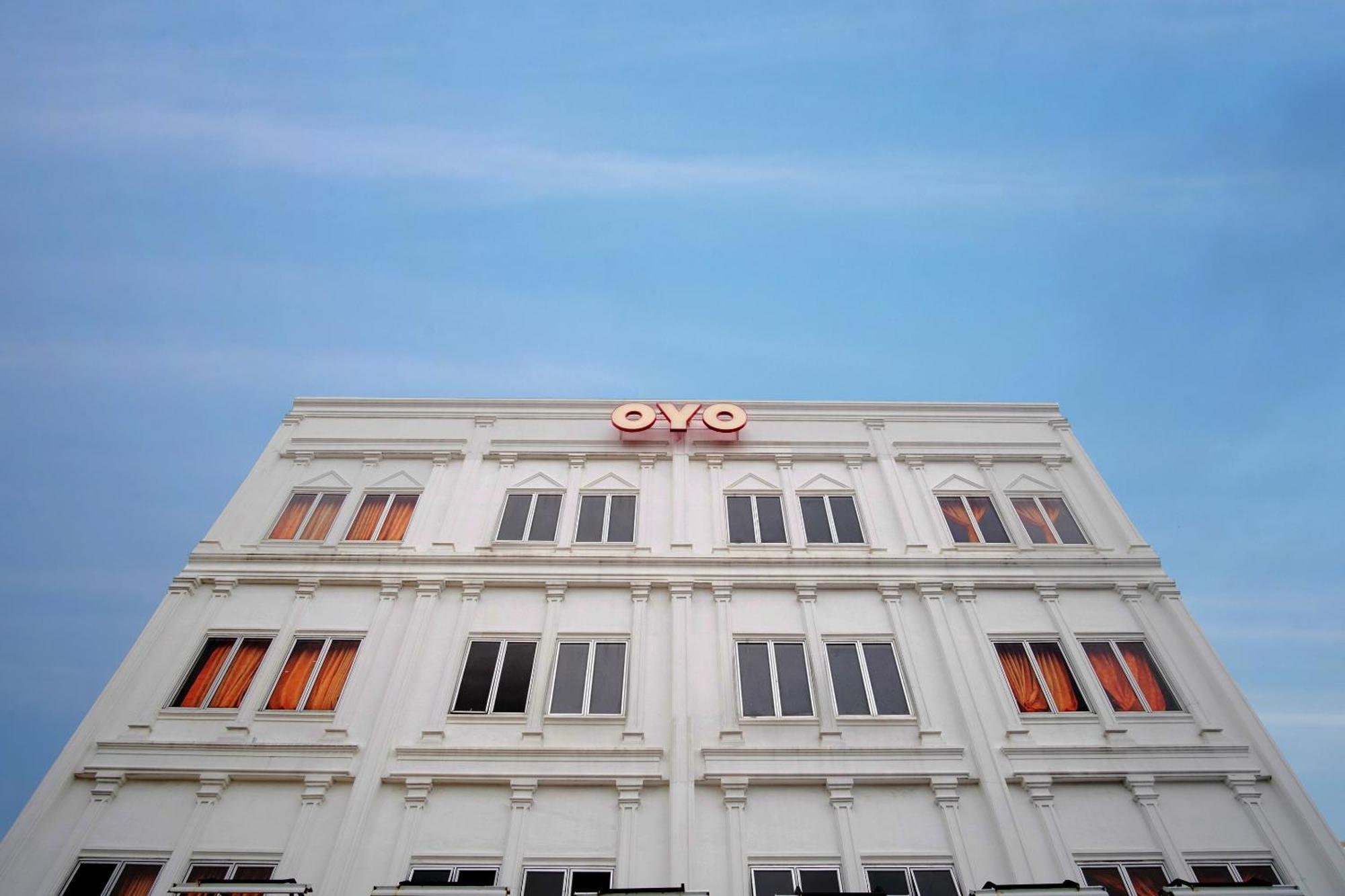 Oyo 622 Bakti Homestay Medan Exteriör bild
